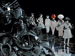 Galeria - zdjęcie nr. 4 - Alexander McQueen. Fashion Icon