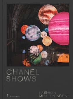 Chanel Shows: Fashion Mise-en-Scene - Émilie Hammen