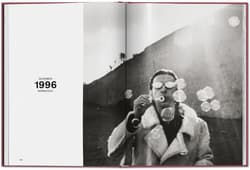 Galeria - zdjęcie nr. 3 - Depeche Mode by Anton Corbijn wer. angielska