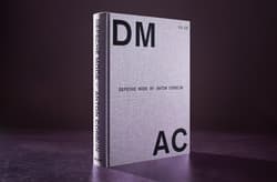 Galeria - zdjęcie nr. 2 - Depeche Mode by Anton Corbijn wer. angielska