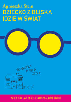 Dziecko z bliska idzie w świat