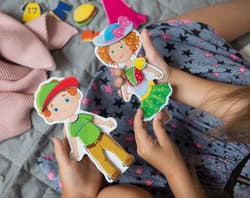 Galeria - zdjęcie nr. 4 - Gra magnetyczna Snappy Dressers Ubieranka RK2110-02