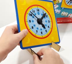 Galeria - zdjęcie nr. 5 - Gra Montessori Od czasu do czasu zegar edukacyjny