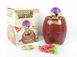 GRA PIRAT W BECZCE 21 X 16 X 16 CM. DD016707