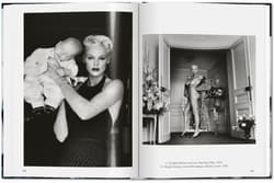 Galeria - zdjęcie nr. 5 - Helmut Newton & Alice Springs. Us and Them