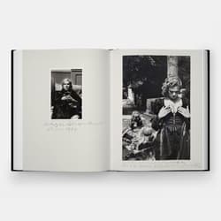 Galeria - zdjęcie nr. 2 - Helmut Newton: One-off