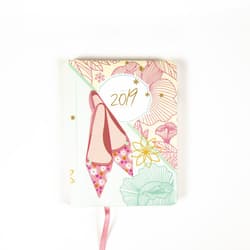 Kalendarz B6 tygodniowy DI3 2019 Różowe pantofelki