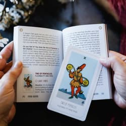 Galeria - zdjęcie nr. 3 - Karty Tarot Young