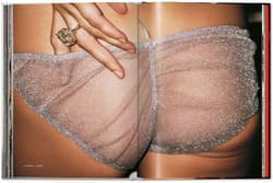 Galeria - zdjęcie nr. 2 - Kate Moss by Mario Testino wer. angielska