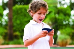 Galeria - zdjęcie nr. 4 - Konsola Batman Compact II Cyber Arcade Lexibook JL2367BAT