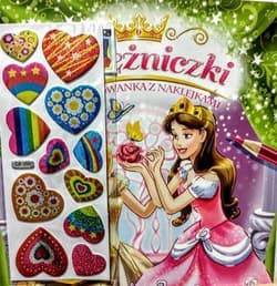 Księżniczki. Kolorowanka z naklejkami - Opracowanie Zbiorowe