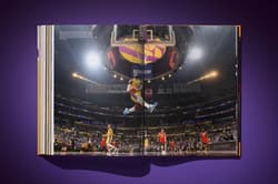 Galeria - zdjęcie nr. 3 - Lakers. An Official History of the Purple & Gold