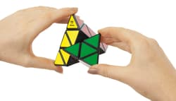 Galeria - zdjęcie nr. 5 - Łamigłówka zręcznościowa Pyraminx