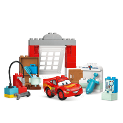 Galeria - zdjęcie nr. 5 - LEGO(R) DUPLO 10456 Wizyta McQueena w warsztacie