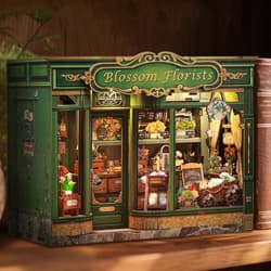 Galeria - zdjęcie nr. 5 - Miniaturowy domek Book Nook Kwiaciarnia marzeń