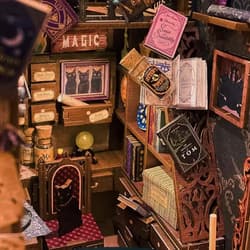 Galeria - zdjęcie nr. 4 - Miniaturowy domek Book Nook Magiczna apteka