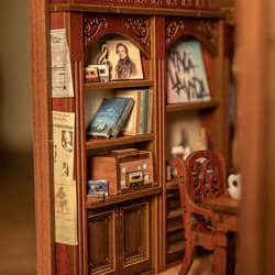 Galeria - zdjęcie nr. 5 - Miniaturowy domek Book Nook Sekretny gabinet
