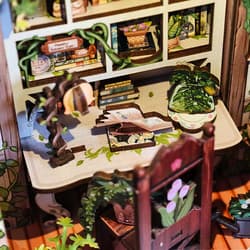 Galeria - zdjęcie nr. 5 - Miniaturowy domek mini Book Nook Antykwariat pod zielonym bluszczem