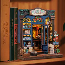 Galeria - zdjęcie nr. 3 - Miniaturowy domek mini Book Nook Drzwi do świata podróży