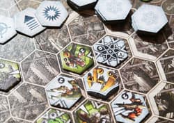 Galeria - zdjęcie nr. 2 - Neuroshima HEX! 3.0: Smart - Rozszerzenie do gry