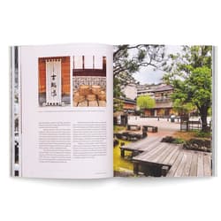 Galeria - zdjęcie nr. 2 - Onsen and Ryokan of Japan. Traditional Spas and Natural Bathing Culture