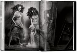 Galeria - zdjęcie nr. 5 - Peter Lindbergh. On Fashion Photography. 40th Ed. wer. angielska