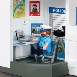 Galeria - zdjęcie nr. 5 - Playmobil Policyjne centrum dowodzenia 71873