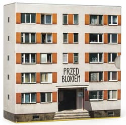 Przed blokiem - Tomei Vlad, Gheorghe Mihai