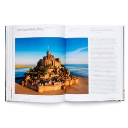 Galeria - zdjęcie nr. 2 - The Book of Temples. Spiritual Places Around the World