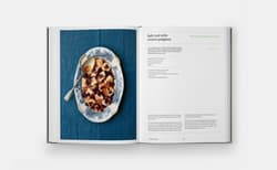 Galeria - zdjęcie nr. 2 - The Regional Italian Cookbook. Recipes from The Silver Spoon wer. angielska