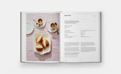 Galeria - zdjęcie nr. 3 - The Regional Italian Cookbook. Recipes from The Silver Spoon wer. angielska