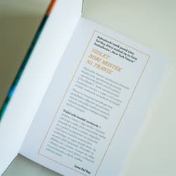 Galeria - zdjęcie nr. 5 - Violet robi mostek na trawie