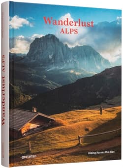 Wanderlust Alps. Hiking Across the Alps wer. angielska