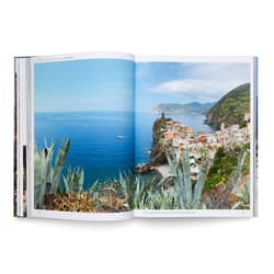 Galeria - zdjęcie nr. 3 - Wanderlust Mediterranean. Exploring Trails along the Mediterranean Sea