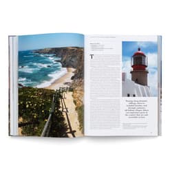 Galeria - zdjęcie nr. 2 - Wanderlust Mediterranean. Exploring Trails along the Mediterranean Sea