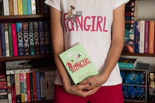 Galeria - zdjęcie nr. 5 - Koszulka "Fangirl" - rozmiar S
